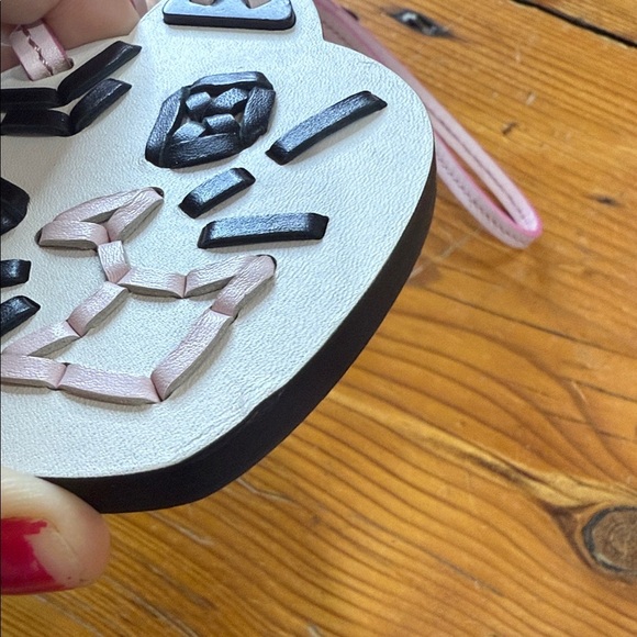 Tod’s Cat Face Leather Bag Charm in Pink and White - Picture 4 of 12